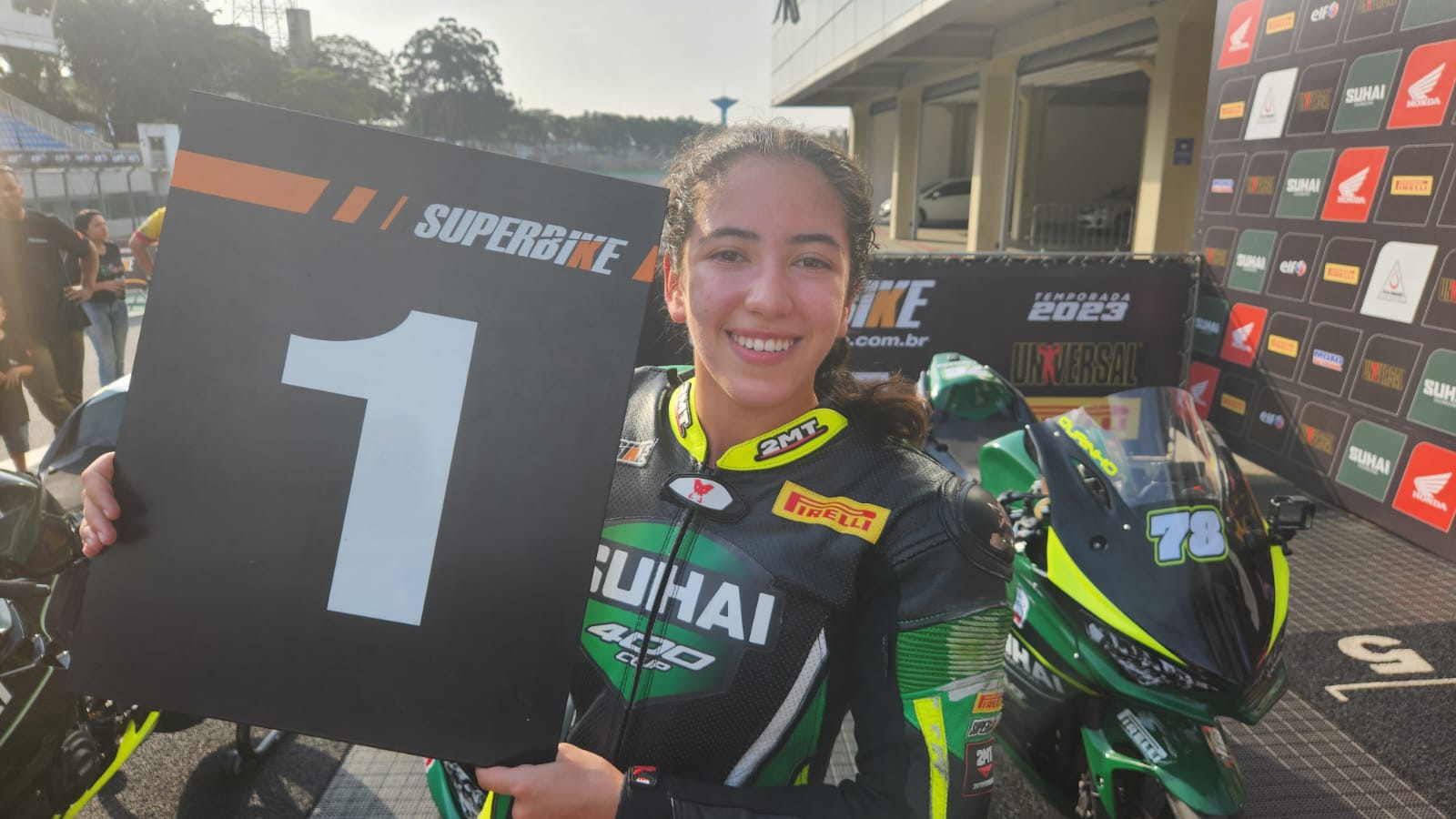 Gabrielly Lewis leva SuperPole na Suhai 400 Cup - Superbike